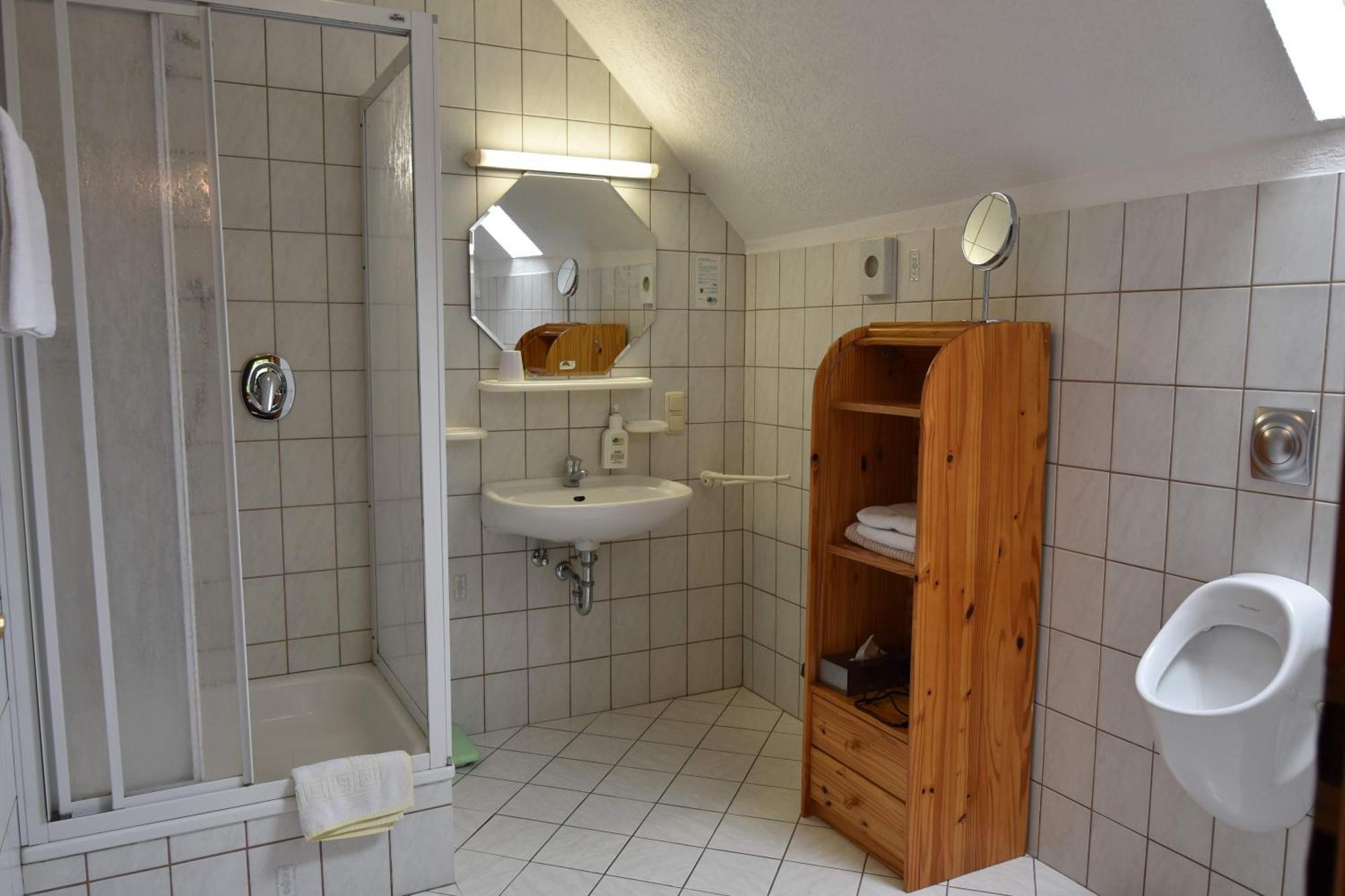 Hotel-Restaurant Zum Goldenen Stern Großalmerode Екстериор снимка